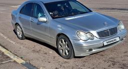 Mercedes-Benz C 320 2002 годаfor4 000 000 тг. в Алматы – фото 2