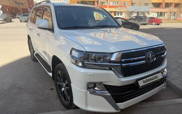 Toyota Land Cruiser 2021 годаүшін48 500 000 тг. в Астана