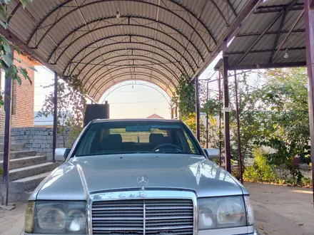 Mercedes-Benz E 260 1991 года за 2 000 000 тг. в Сарыагаш