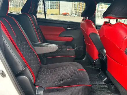 Toyota Highlander 2021 года за 21 000 000 тг. в Астана – фото 22