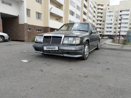 Mercedes-Benz E 260 1991 года за 1 300 000 тг. в Астана – фото 3