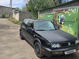 Volkswagen Golf 1996 года за 1 650 000 тг. в Алматы