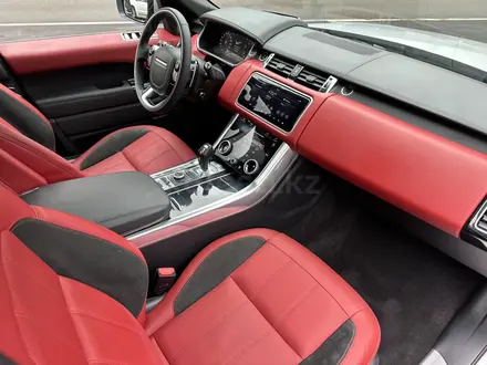 Land Rover Range Rover Sport 2018 года за 32 000 000 тг. в Алматы – фото 11