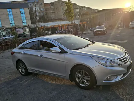 Hyundai Sonata 2013 года за 4 100 000 тг. в Шымкент – фото 4