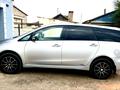 Mitsubishi Grandis 2004 года за 4 000 000 тг. в Атырау – фото 3