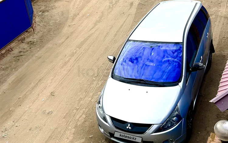 Mitsubishi Grandis 2004 года за 4 000 000 тг. в Атырау