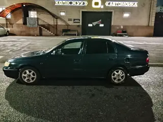 Toyota Carina E