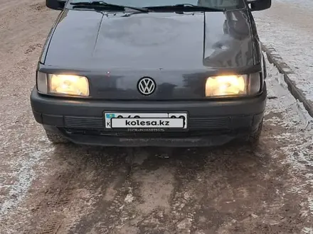 Volkswagen Passat 1993 года за 1 300 000 тг. в Астана