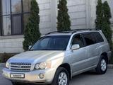 Toyota Highlander 2002 годаүшін4 950 000 тг. в Алматы