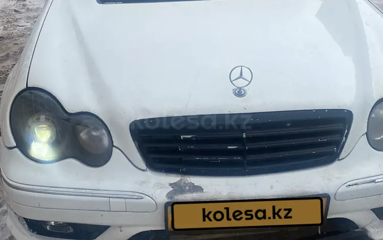 Mercedes-Benz C 230 2005 годаfor4 500 000 тг. в Астана