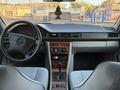 Mercedes-Benz E 220 1993 года за 2 400 000 тг. в Шымкент – фото 5