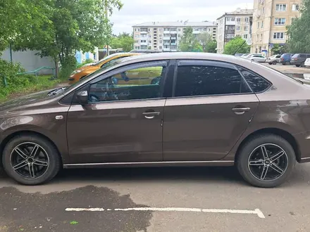 Volkswagen Polo 2016 года за 4 000 000 тг. в Петропавловск – фото 3