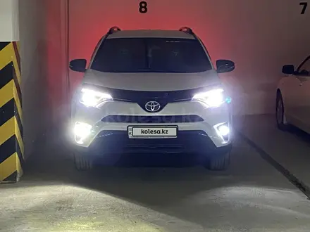 Toyota RAV4 2019 года за 15 500 000 тг. в Шымкент – фото 4