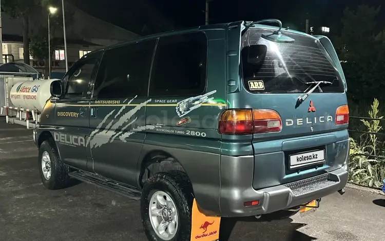 Mitsubishi Delica 1995 года за 3 200 000 тг. в Алматы