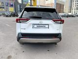 Toyota RAV4 2025 года за 21 900 000 тг. в Астана – фото 4