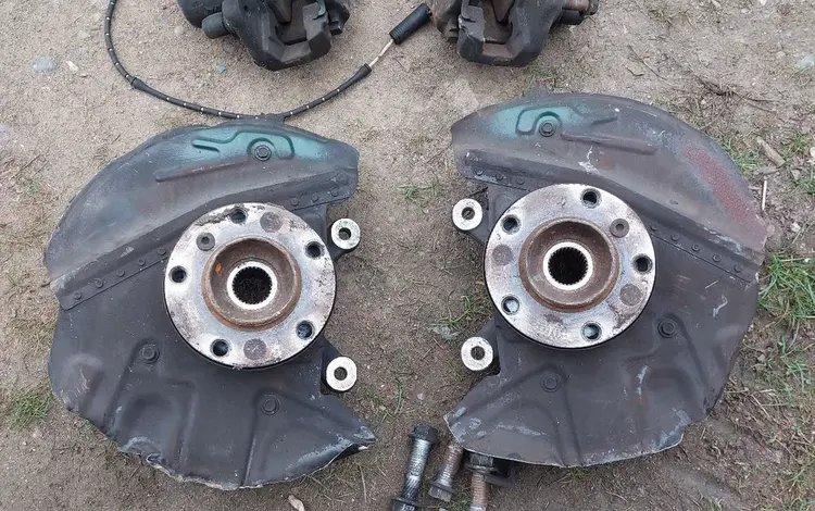 Кулак в сборе, цаппфа, ступица, суппорта за 12 000 тг. в Алматы