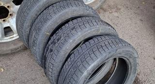 Комплект Bridgestone 175/60/16 зима за 35 000 тг. в Алматы