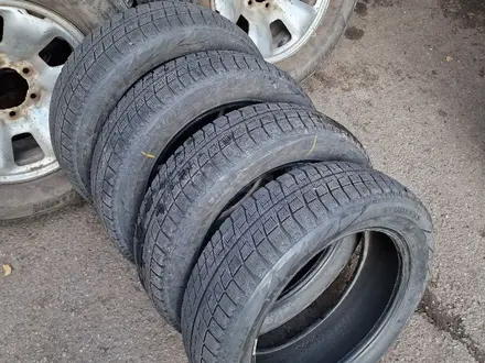 Комплект Bridgestone 175/60/16 зима за 35 000 тг. в Алматы