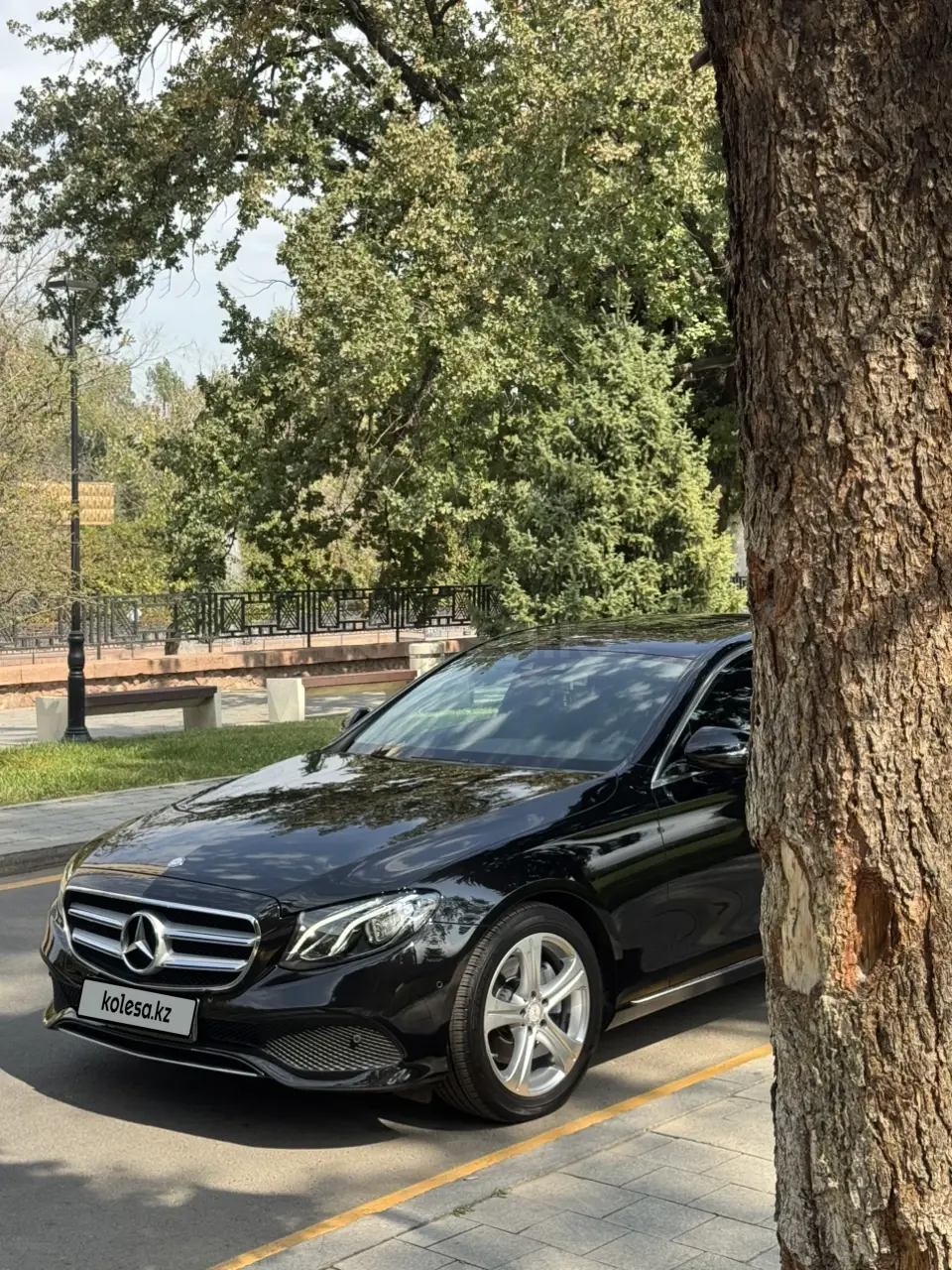Mercedes-Benz E-Class, 2016