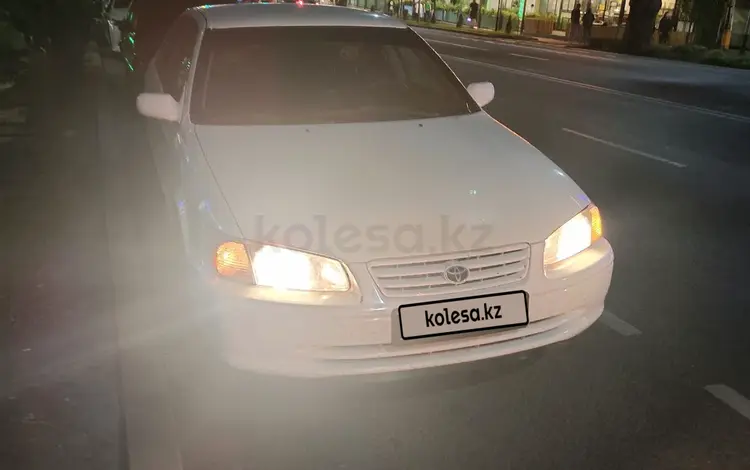 Toyota Camry 2000 года за 3 000 000 тг. в Шу