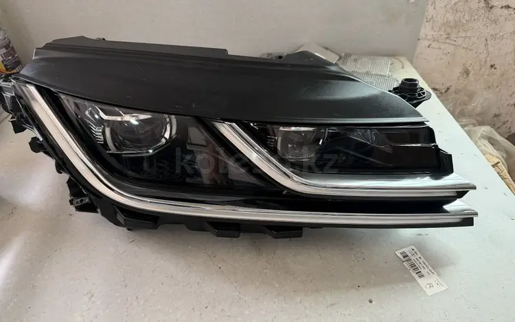Фара Volkswagen Arteon за 10 000 тг. в Алматы