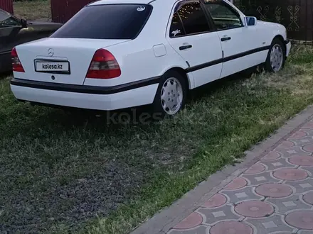 Mercedes-Benz C 200 1995 года за 2 600 000 тг. в Аксу