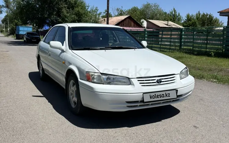 Toyota Camry 1999 года за 2 000 000 тг. в Семей