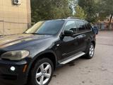 BMW X5 2009 года за 2 800 000 тг. в Балхаш – фото 2