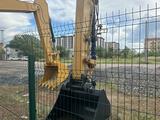 Колесный экскаватор CAT 2025 года в Актобе – фото 4