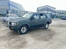 Nissan Terrano, 1995