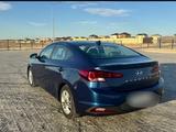 Hyundai Elantra 2019 года за 7 200 000 тг. в Актау – фото 5