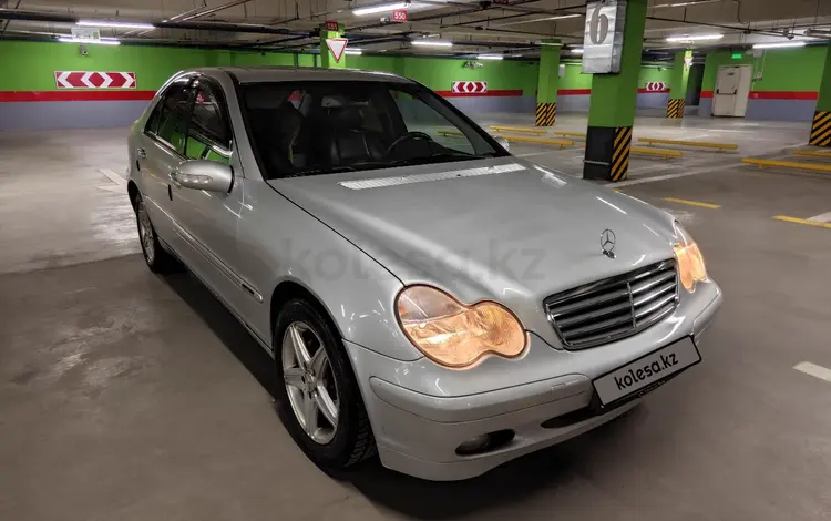 Mercedes-Benz C 320 2002 года за 2 950 000 тг. в Алматы