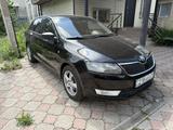 Skoda Rapid 2013 года за 2 200 000 тг. в Астана