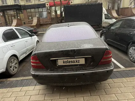 Mercedes-Benz S 500 2000 года за 3 800 000 тг. в Астана – фото 2