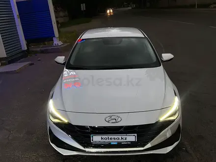 Hyundai Elantra 2021 года за 9 800 000 тг. в Алматы – фото 6