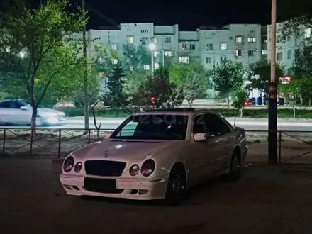 Mercedes-Benz E 320 2000 года за 4 941 999 тг. в Жанаозен – фото 5