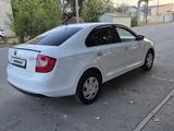 Skoda Rapid 2015 года за 3 850 000 тг. в Уральск – фото 4