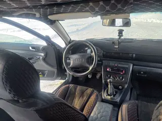 Audi A4, 1995