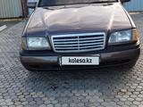 Mercedes-Benz C 180 1994 годаүшін1 600 000 тг. в Семей – фото 5