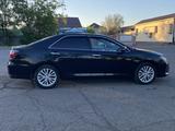 Toyota Camry 2015 года за 10 000 000 тг. в Экибастуз – фото 4