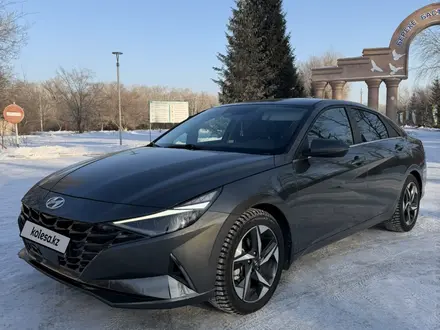 Hyundai Elantra 2022 года за 10 800 000 тг. в Семей – фото 2