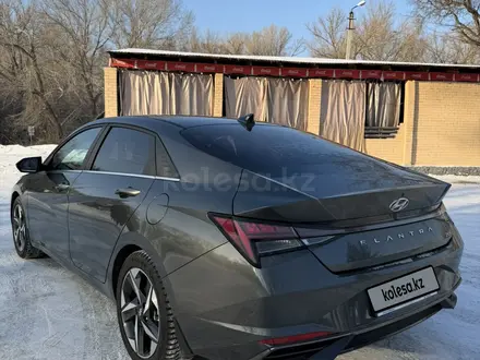 Hyundai Elantra 2022 года за 10 800 000 тг. в Семей – фото 4