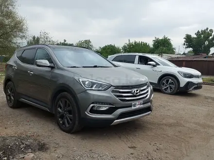 Hyundai Santa Fe 2016 года за 10 000 000 тг. в Алматы – фото 2