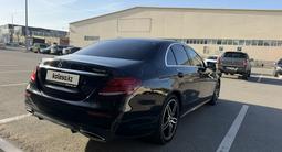 Mercedes-Benz E 200 2018 года за 15 200 000 тг. в Астана – фото 2