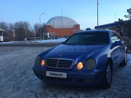 Mercedes-Benz CLK 230 1998 года за 3 300 000 тг. в Актобе