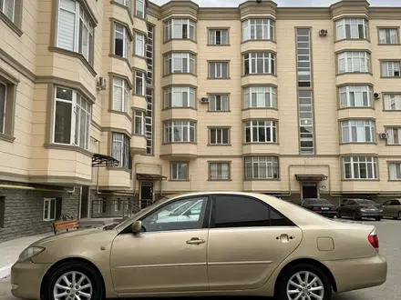 Toyota Camry 2004 года за 3 500 000 тг. в Актау – фото 4