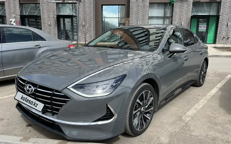 Hyundai Sonata 2022 года за 12 700 000 тг. в Астана