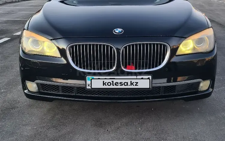 BMW 750 2010 годаүшін9 000 000 тг. в Алматы