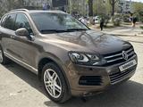 Volkswagen Touareg 2012 года за 12 495 000 тг. в Уральск