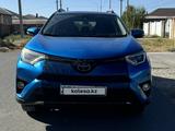 Toyota RAV4 2018 года за 13 600 000 тг. в Атырау – фото 3